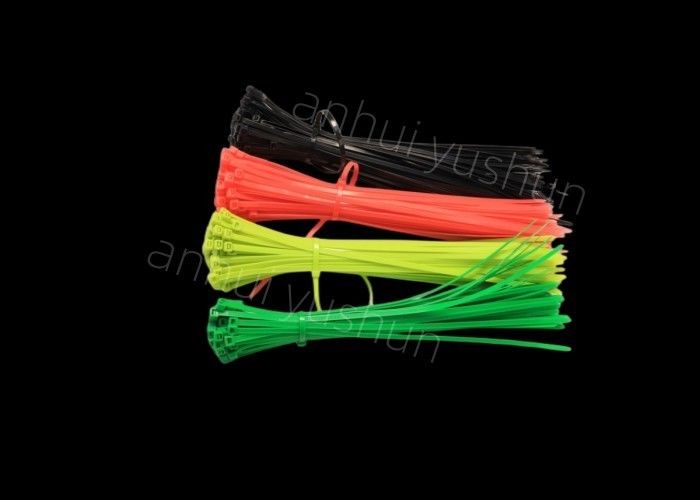 Selbst, der Massenmaterial der zipbindungs-Kabelbinder-Kabelbinder-370mm des Nylon-6/6 zuschließt
